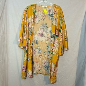 Andree by Unit Yellow Floral Kimono